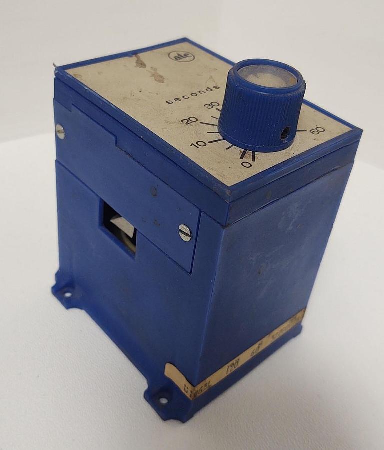 Used 🔥ATC TIMER 322B MOTOR DRIVEN TDR 0-60 SECONDS 10A 120VAC 5A 240VAC