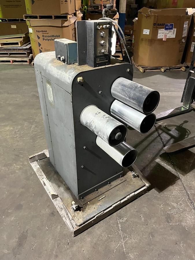 Used Plastic 1” Extruder with Ribbon die Roll Stand and cooling tank Included 480V
