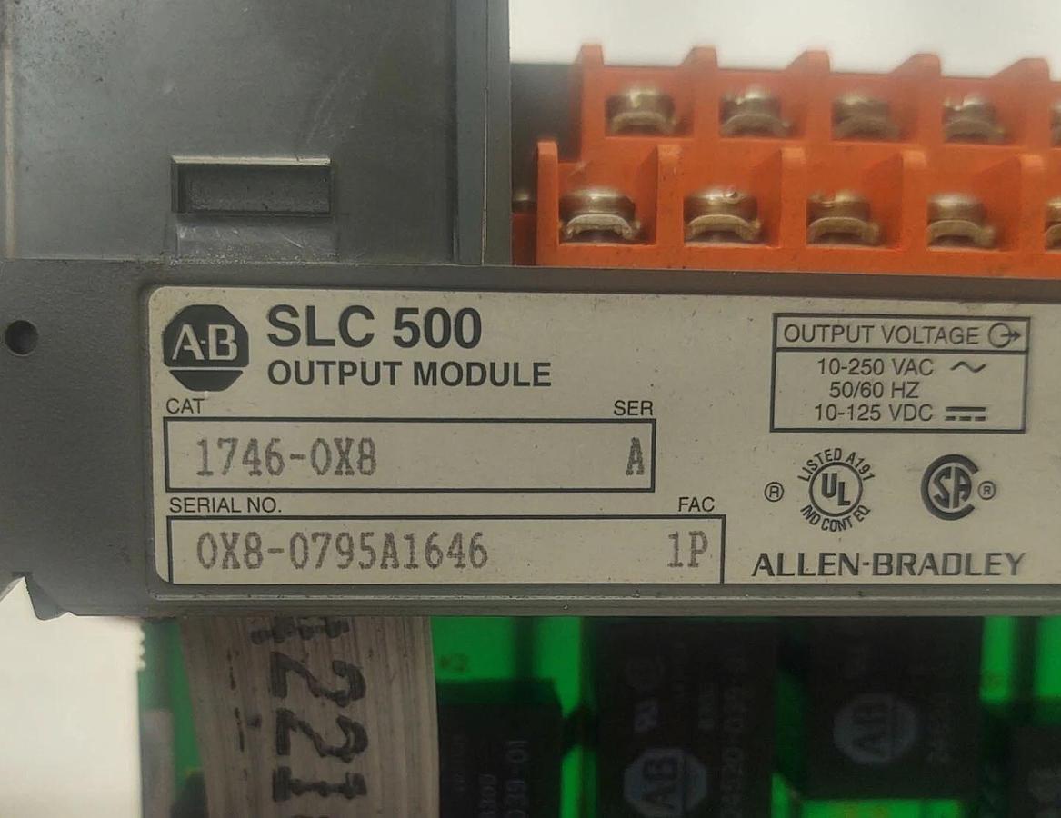 Used 🔥Allen Bradley 1746-OX8 SLC 500 8 Point Output Module Relay