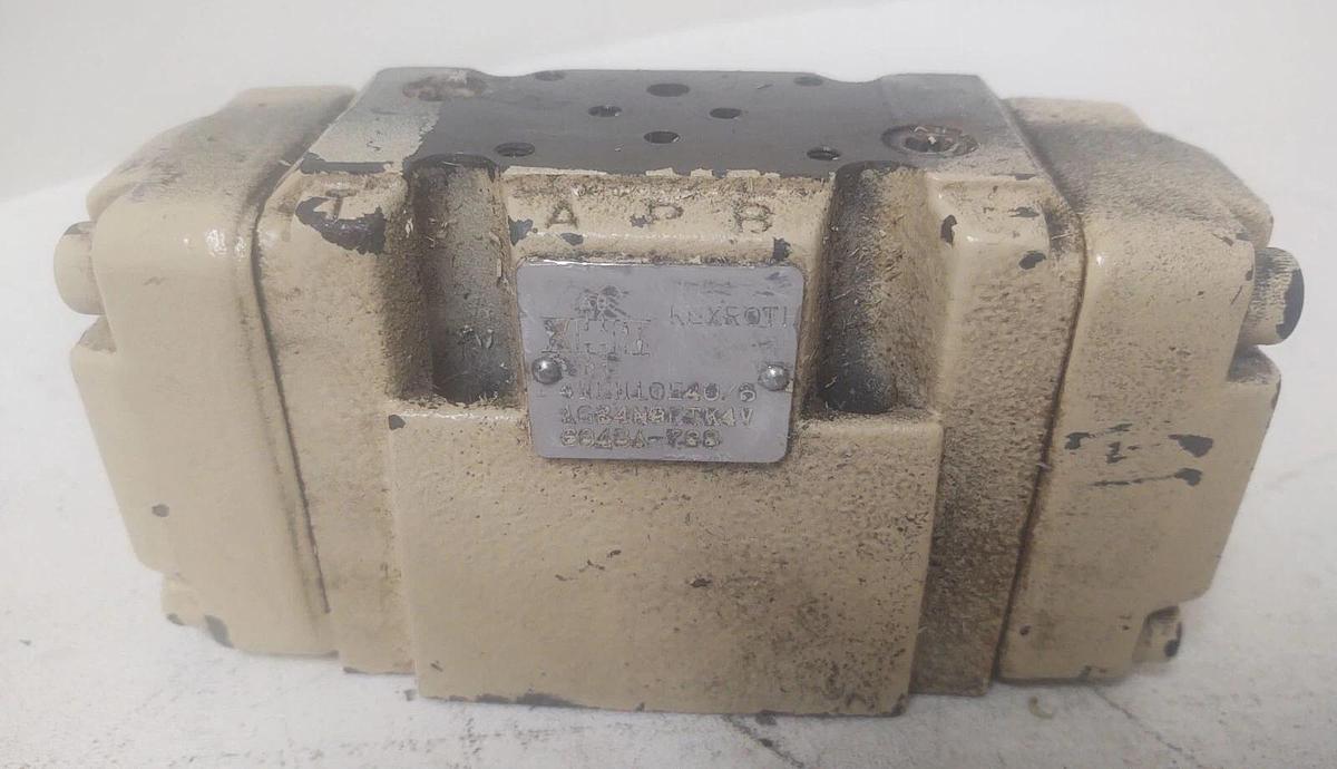 Used 🔥Rexroth 4WEH10E40/6AG24N9ETK4V S043A-788 Hydraulic Directional Control Valve