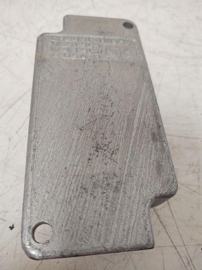 🔥Crouse-Hinds FSC1, 1-Gang, (2) 1/2"" Hubs, Shallow Cast Box Receptacle