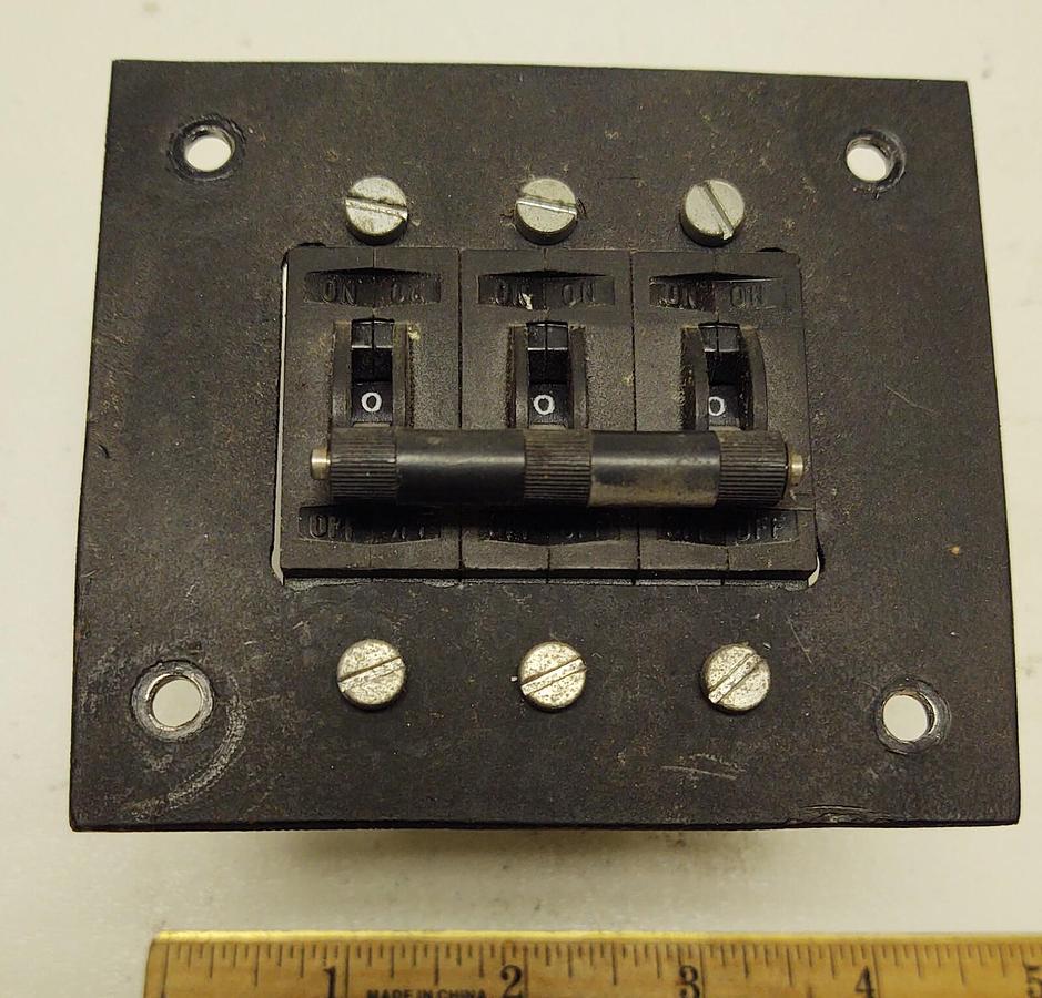 Used Siemens Potter & Brumfield W93-X112-5 Magnetic Circuit Breaker 5A 277VAC