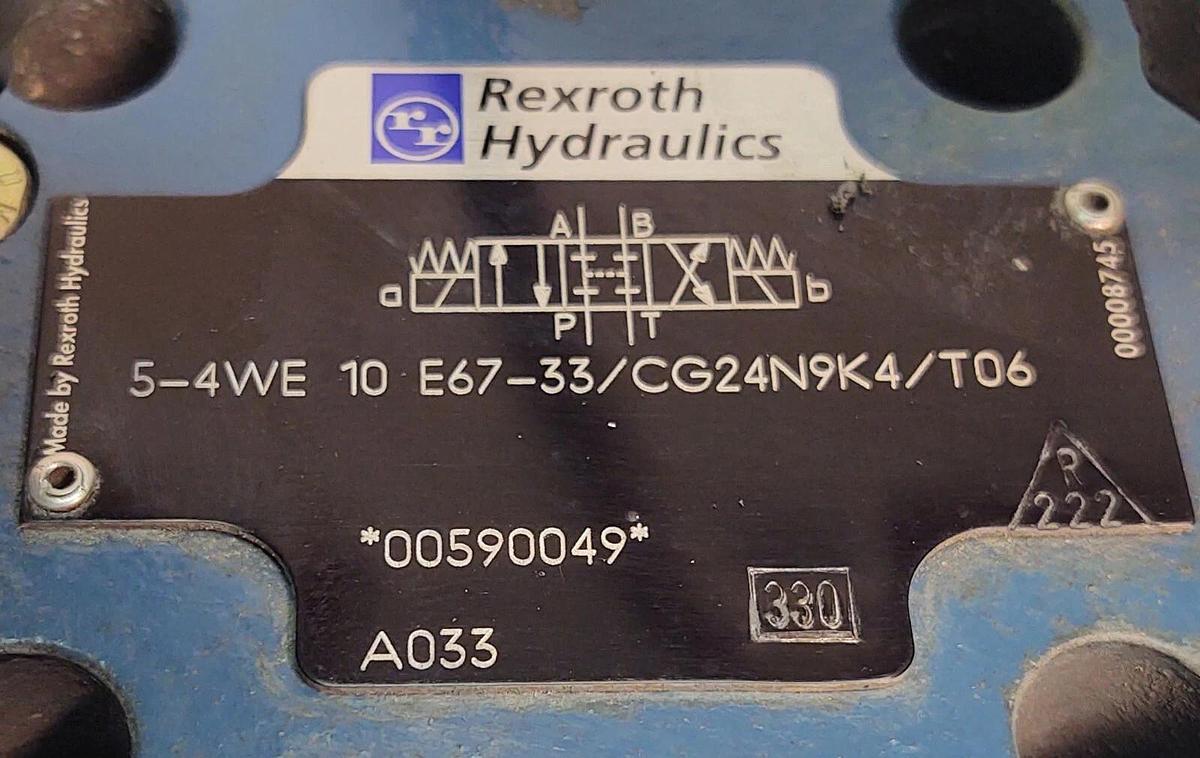Used Rexroth D05 24 VDC Hydraulic Control Valve 5-4WE 10 E67-33/CG24N9K4/T06 Arburg