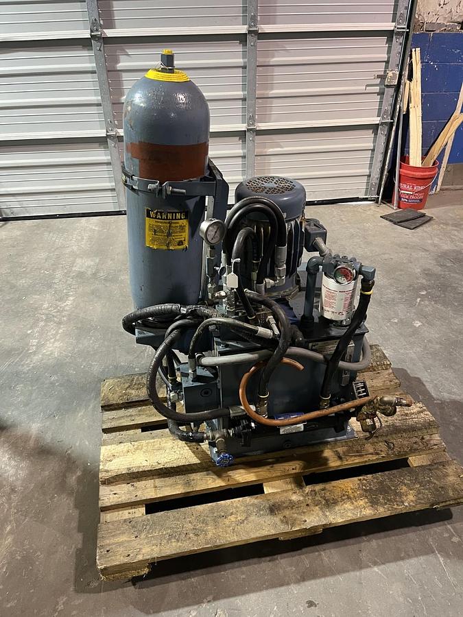 Used Continental Hydraulics Little Champ 5 HP Hydraulic Power Unit With Accumulator