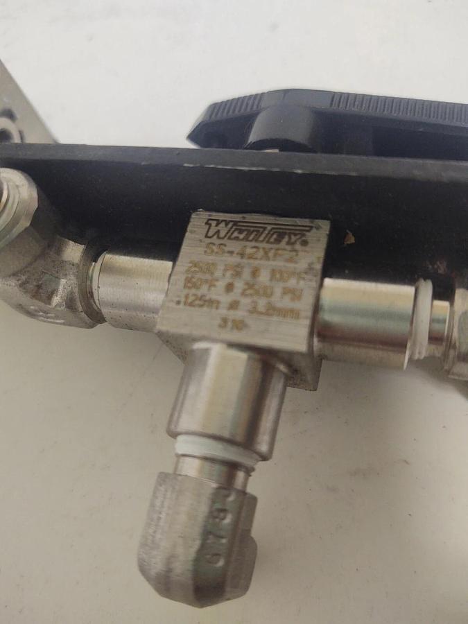 Used 🔥 Matheson Flow Rate Indicating Gauge FM-1000 J1-4B101-J010 Whitey SS-42XF2 #2