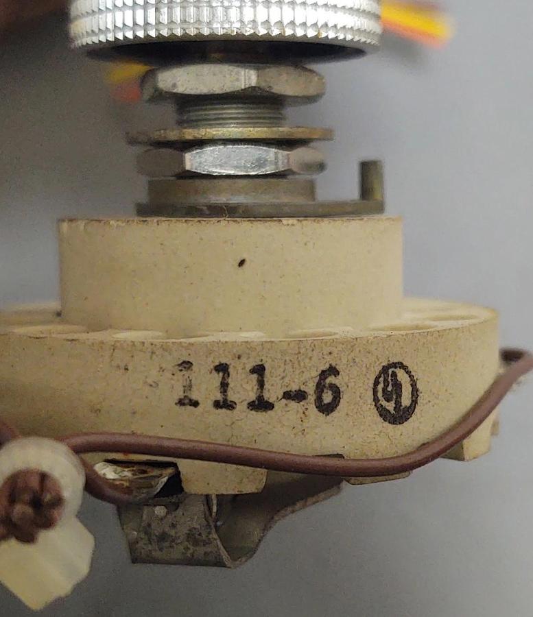 Used 🔥(QTY 2) OHMITE 111-6 Rotary Switch 6 Position 15A 125V