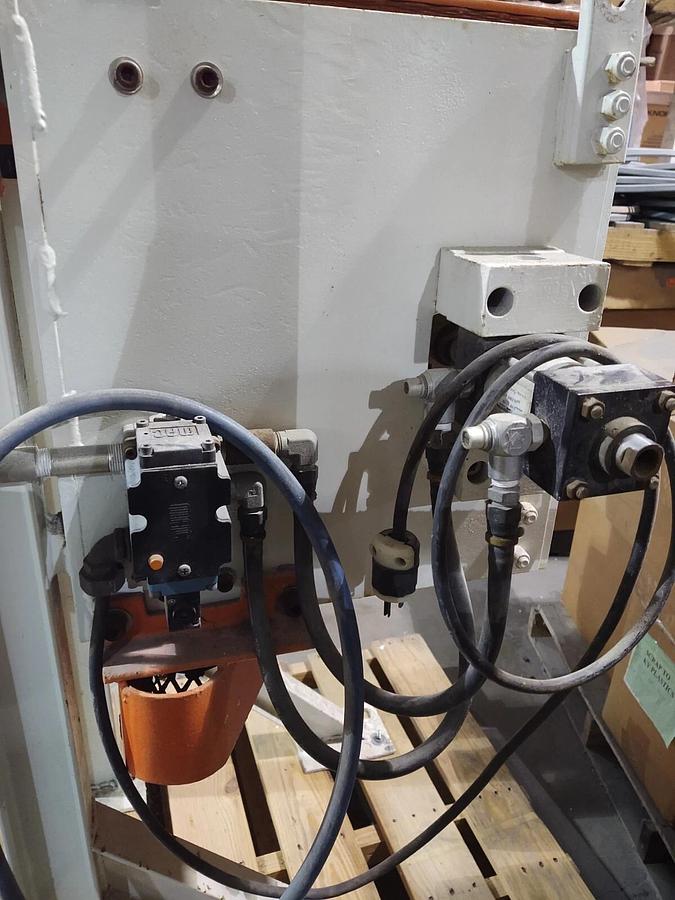 Used Extrusion Pinch Roller Pipe Puller 2Hp DC Motor Drive Transmission ø3" Material