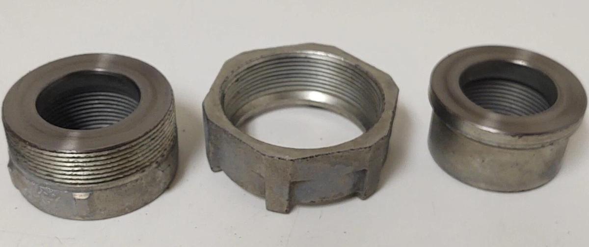 (3 PCS) UNF505 Cooper Crouse Eaton Explosion Proof  1-1/2"  Female Union UNF-505