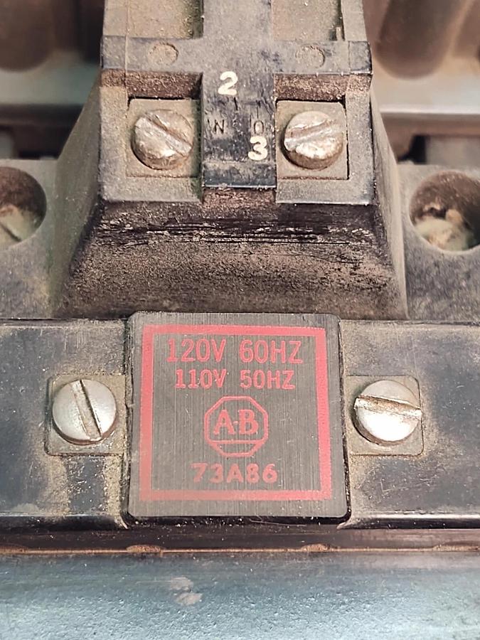 Used 50HP 600VAC 3 Pole Allen Bradley 709-DOB103 Contactor #3 Motor 120 Coil TESTED