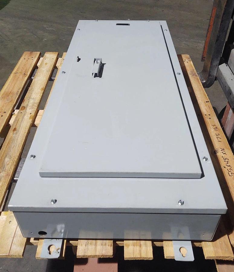 Used 🔥GE ASF3242KTX 225 Amp 480Y/277V 3 Phase 3R Outdoor Panelboard W/ BREAKERS