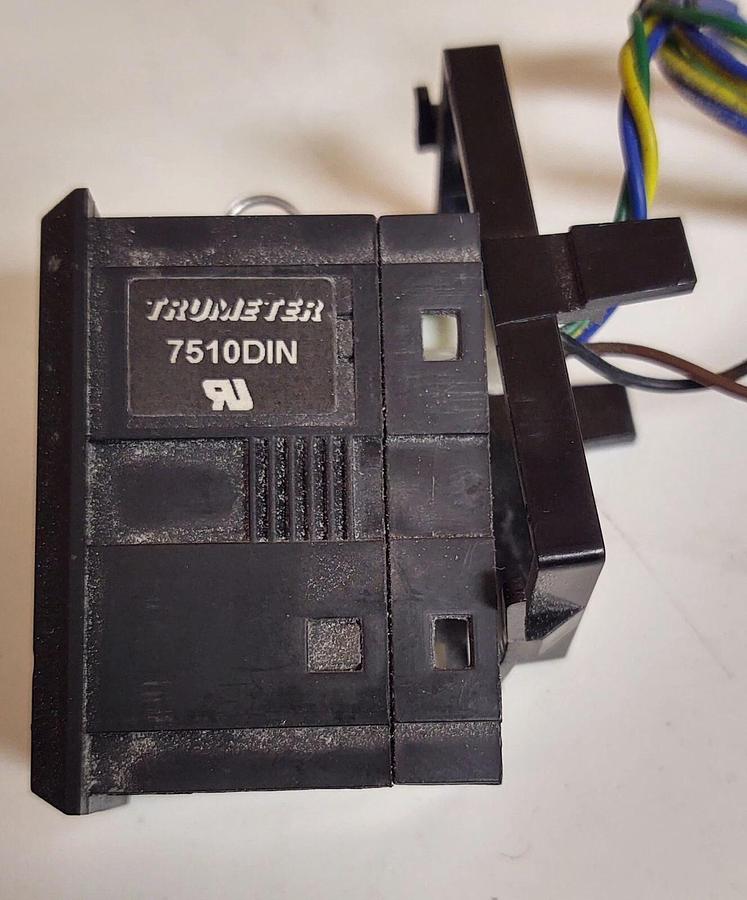 Used LCD Timer Trumeter 7510DIN 7510 DIN FREE SHIPPING