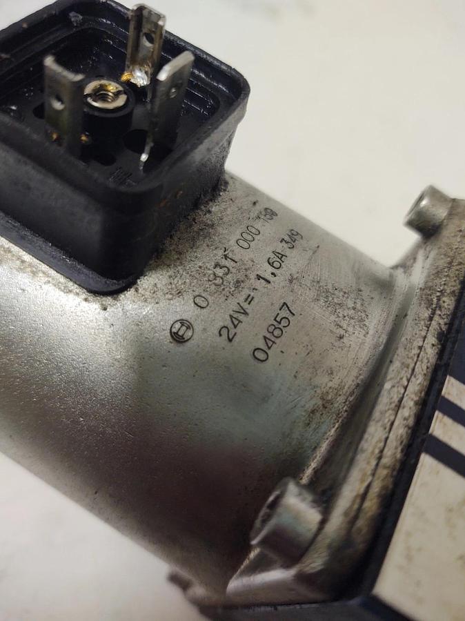 Used đŸ”¥BOSCH HYDRAULIC VALVE 081WV10P1N104WS024/00AO 0810001016 24V Coils