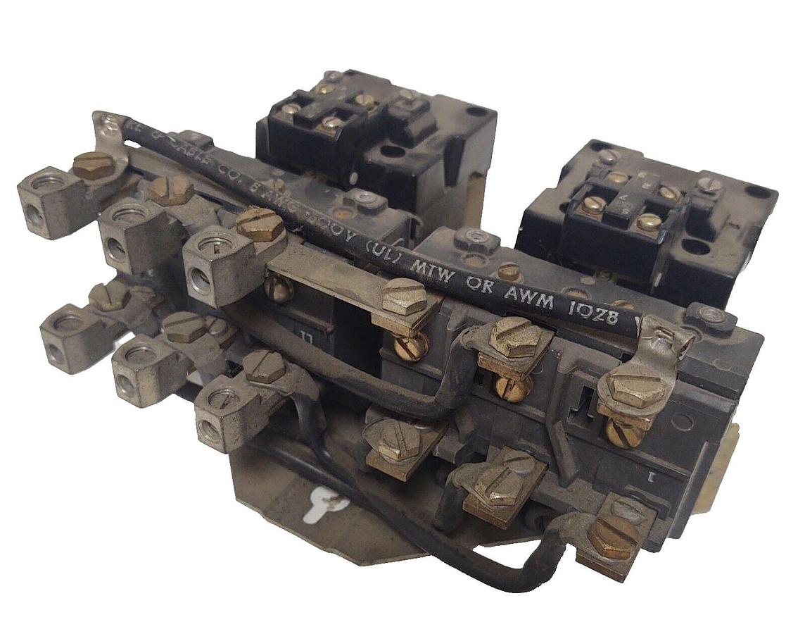 Used 🔥ALLEN BRADLEY 705-COD,  SIZE 2, MOTOR STARTER REVERSING CONTACTOR 120V COIL