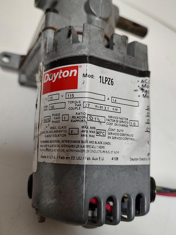 Used TESTED Dayton 115VAC Right Angle 90° 100 RPM Electric Motor 1LPZ6