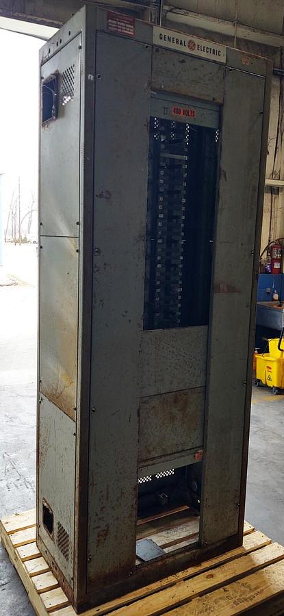 Used 🔥 General Electric GE AV LINE Switchgear 1200 Amp 480 Volt Breaker Box Panel