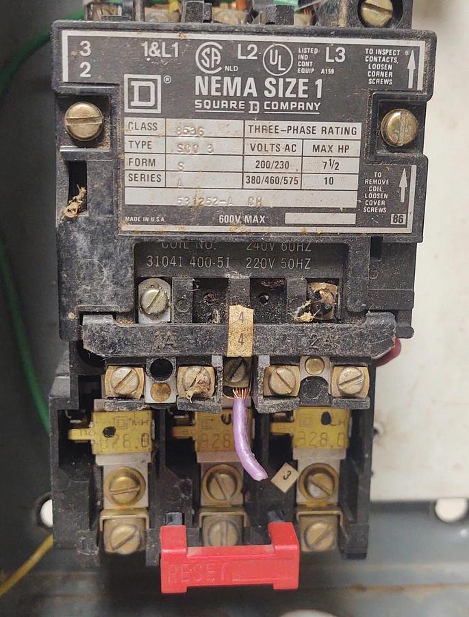 Used 🔥 SQUARE D SIZE 1 COMBINATION MOTOR STARTER 30 AMP 600V 220V COIL NEMA SIZE 1