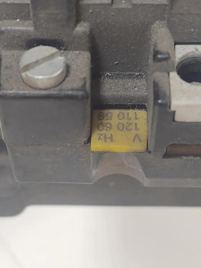 Used 🔥(2 PCS Lot) SIEMENS Relay Contactor 3TF34 11-OA 120V Coil