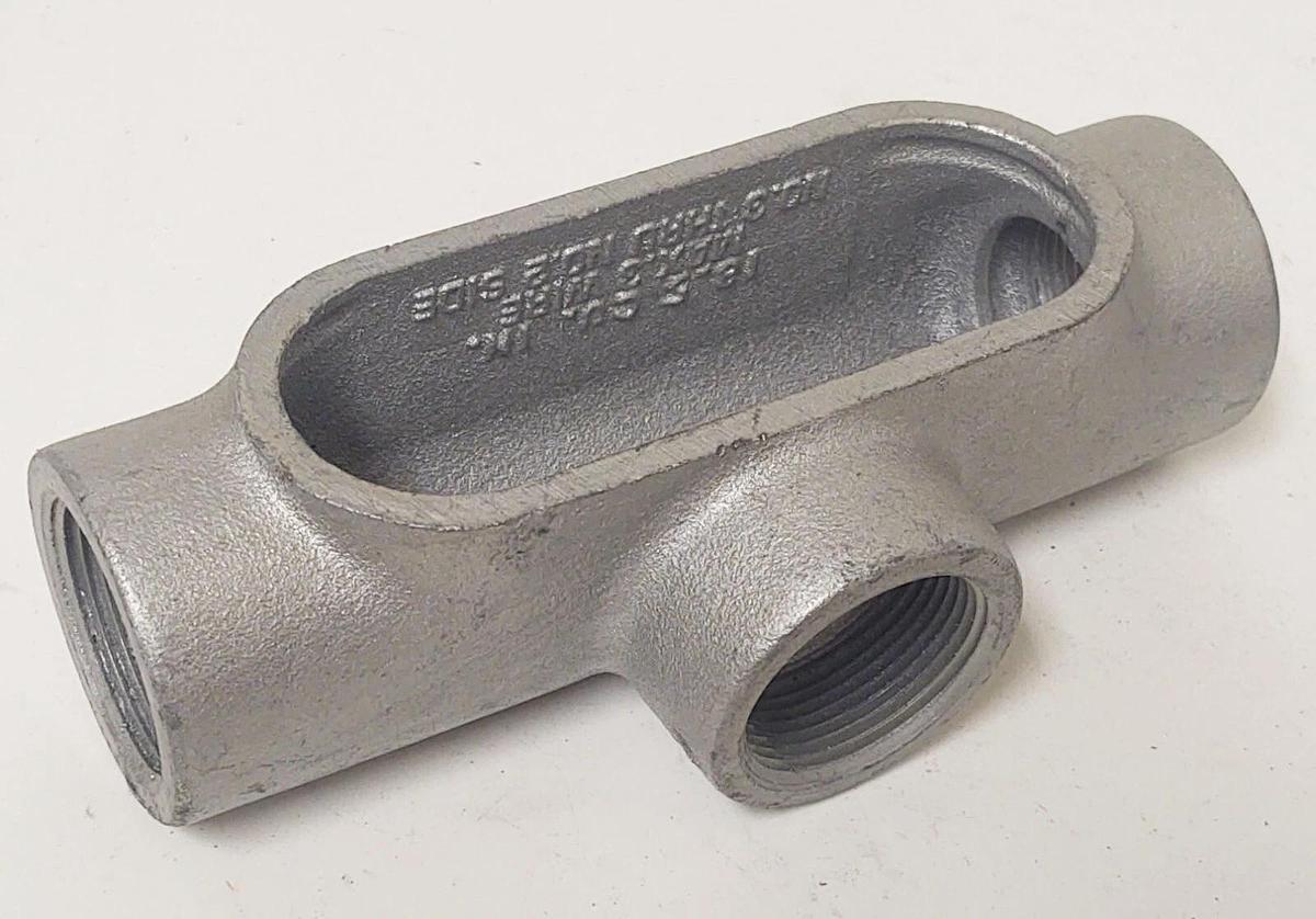 🔥Lot of 5 Crouse Hinds T47 Form 7 Type T Threaded Conduit 1-1/4" New Surplus