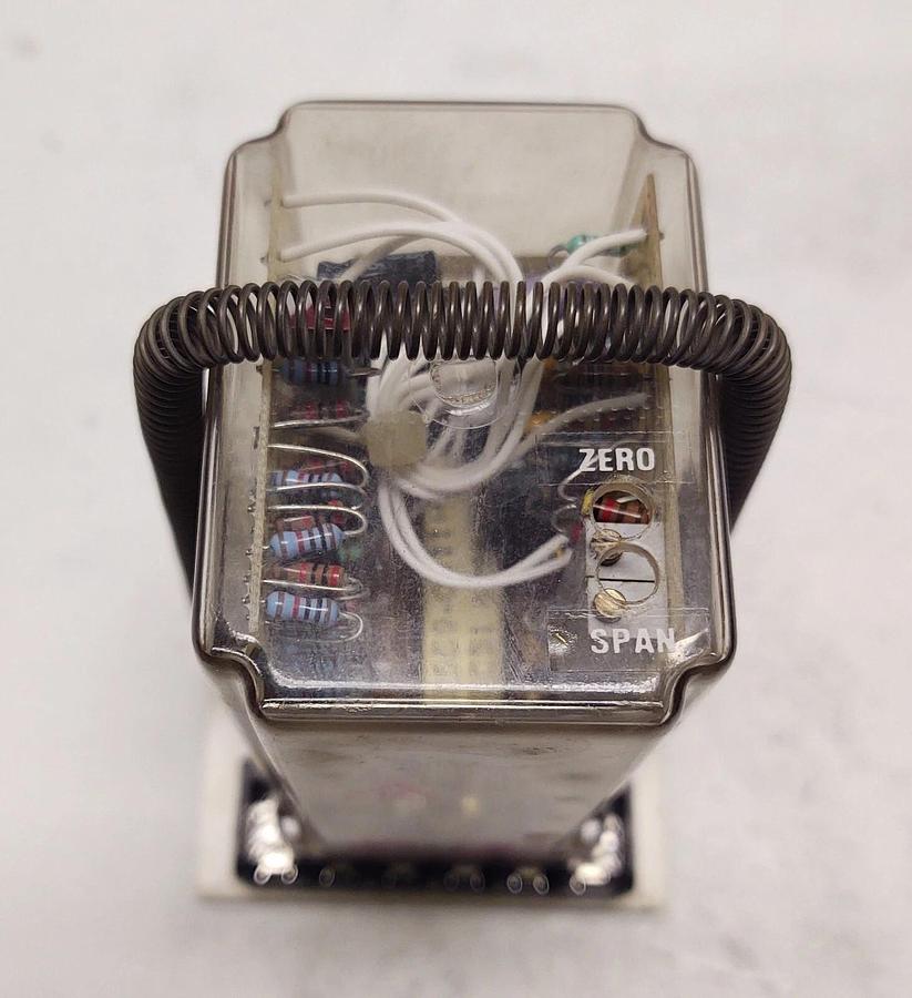 Used Action Pak MDL4570-251, MDL4570251, With Socket Base 0-10 VDC Scale Input