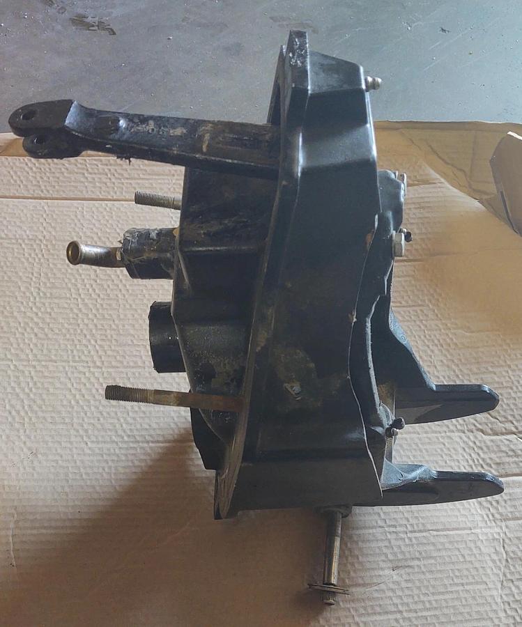 Used MERCRUISER R/MR ALPHA 1 ONE GEN 1 GIMBAL RING 94992 STERN DRIVE