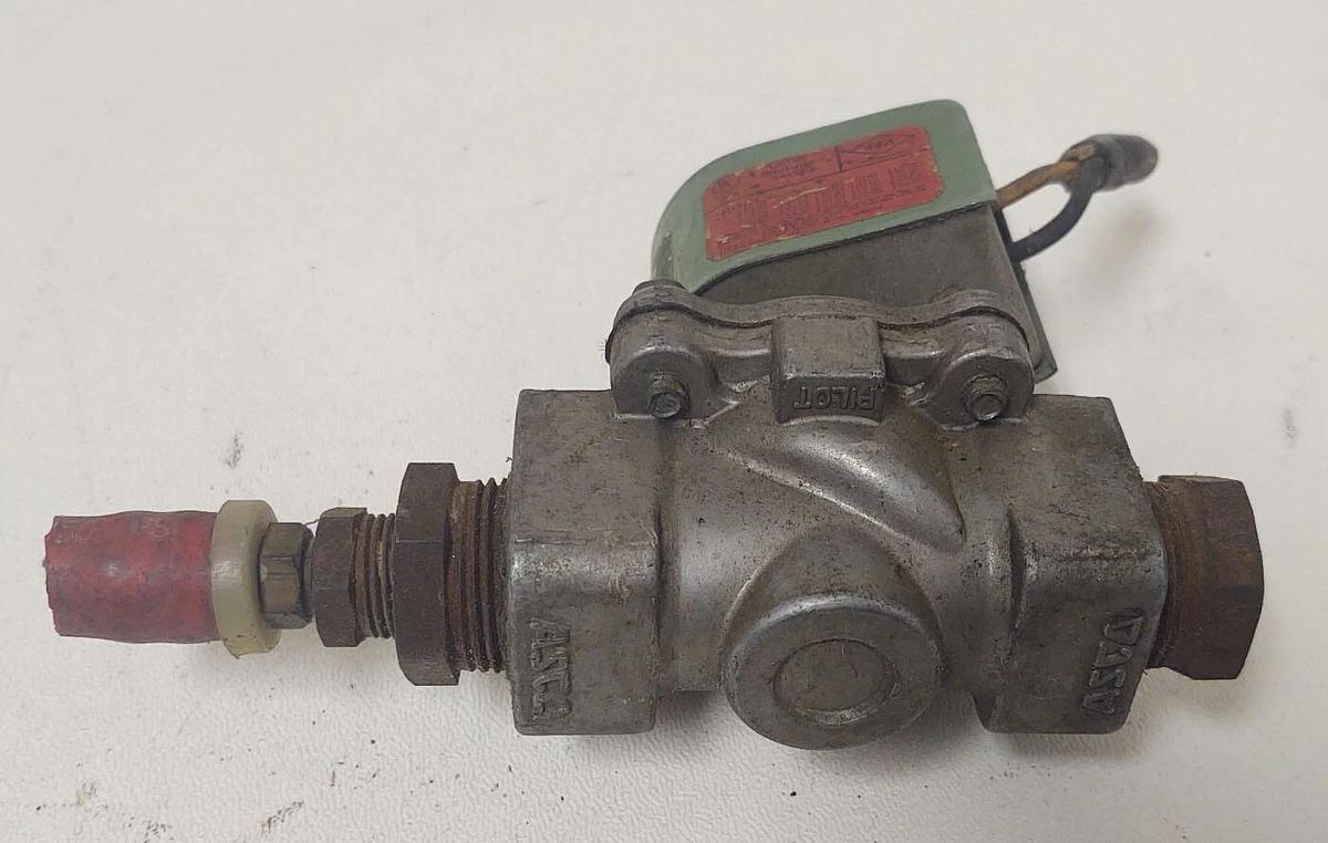 Used 🔥ASCO RED HAT 8215C30 SOLENOID VALVE 3/4 PIPE  120V 50 PSI