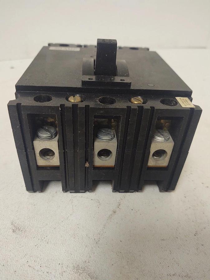 Used 🔥 Square D FAL36050 Circuit Breaker 3 Pole 50 Amps 600VAC/250VDC