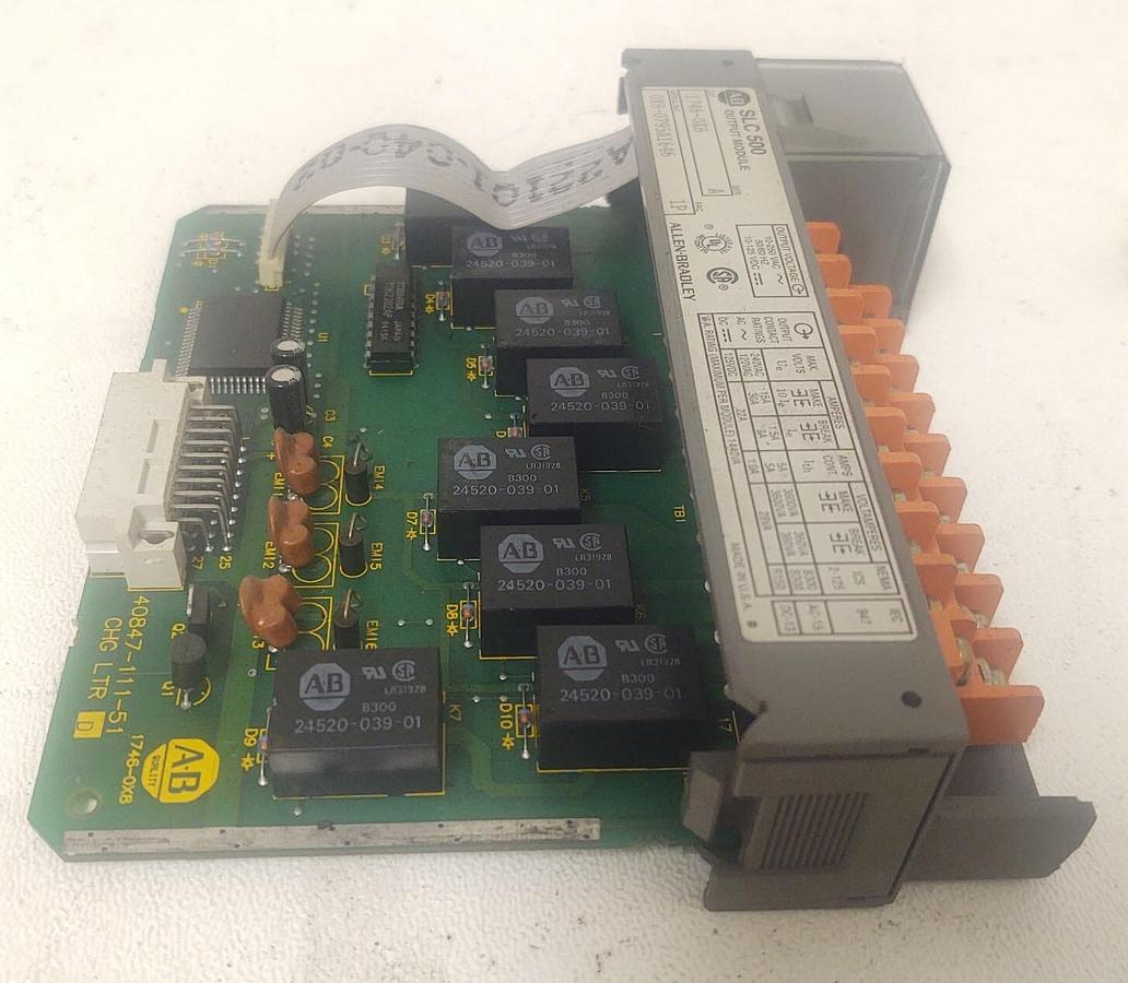 Used 🔥Allen Bradley 1746-OX8 SLC 500 8 Point Output Module Relay