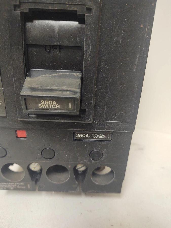 Used 🔥 Siemens ITE FJ6 FJ63S250A 250A 3 Phase Switch 600V AC 250V DC