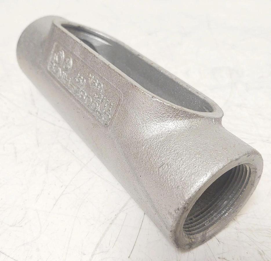 🔥(3 PCS) Cooper Crouse Hinds C57 SA 1-1/2" Conduit Outlet Body C57SA