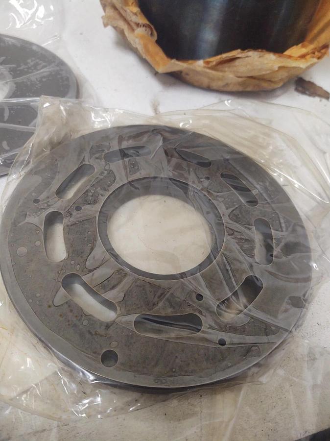 🔥Rotary Axial Hydraulic Piston Pump Rotating Cylinders w Plates PVL075 L716853