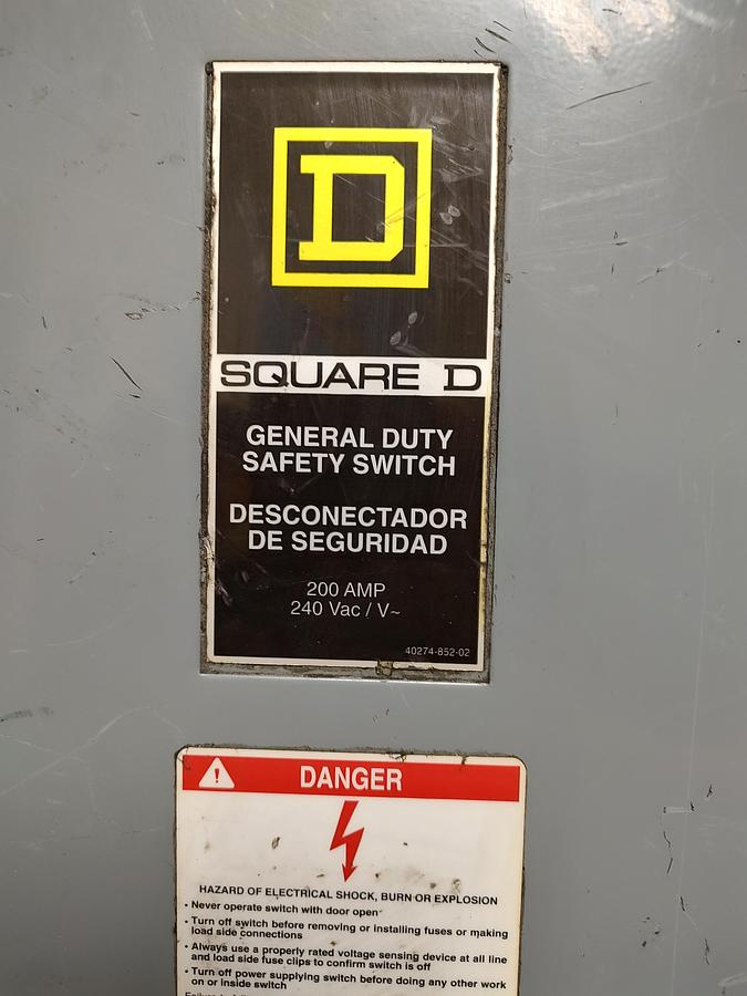 Used Square D D324N Safety Switch 3 Pole 200 AMP 240 Volt Fusible Disconnect