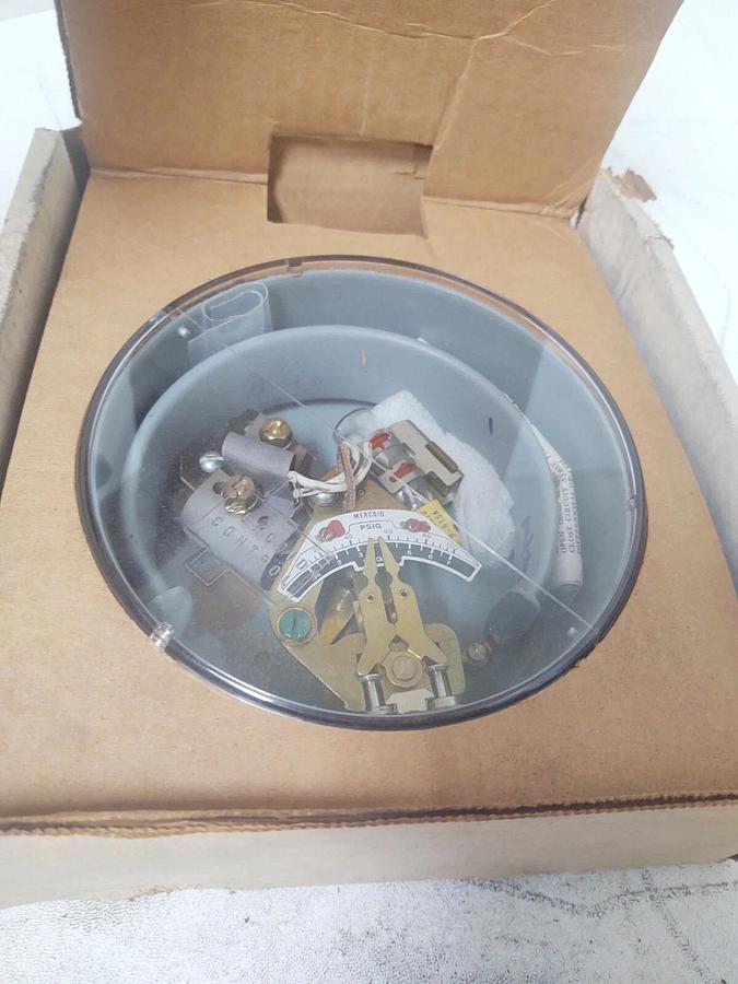 🔥NEW MERCOID DA-31-2-6 440VAC 3A PRESSURE SWITCH