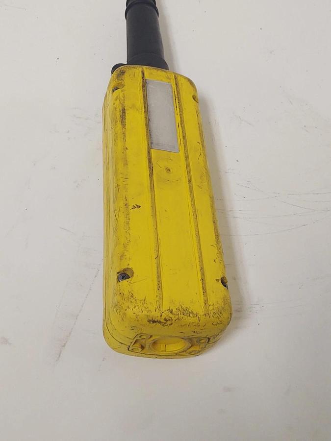 Used 🔥 SCHNEIDER ELECTRIC- 4-BUTTON CORDED CONTROL PENDANT HOIST, TROLLEY