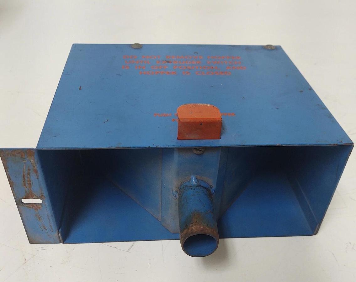 Used 🔥 Bench Top Plastics Molding Mini Hopper with Shut Off  7.25L x 6H x 3.25W