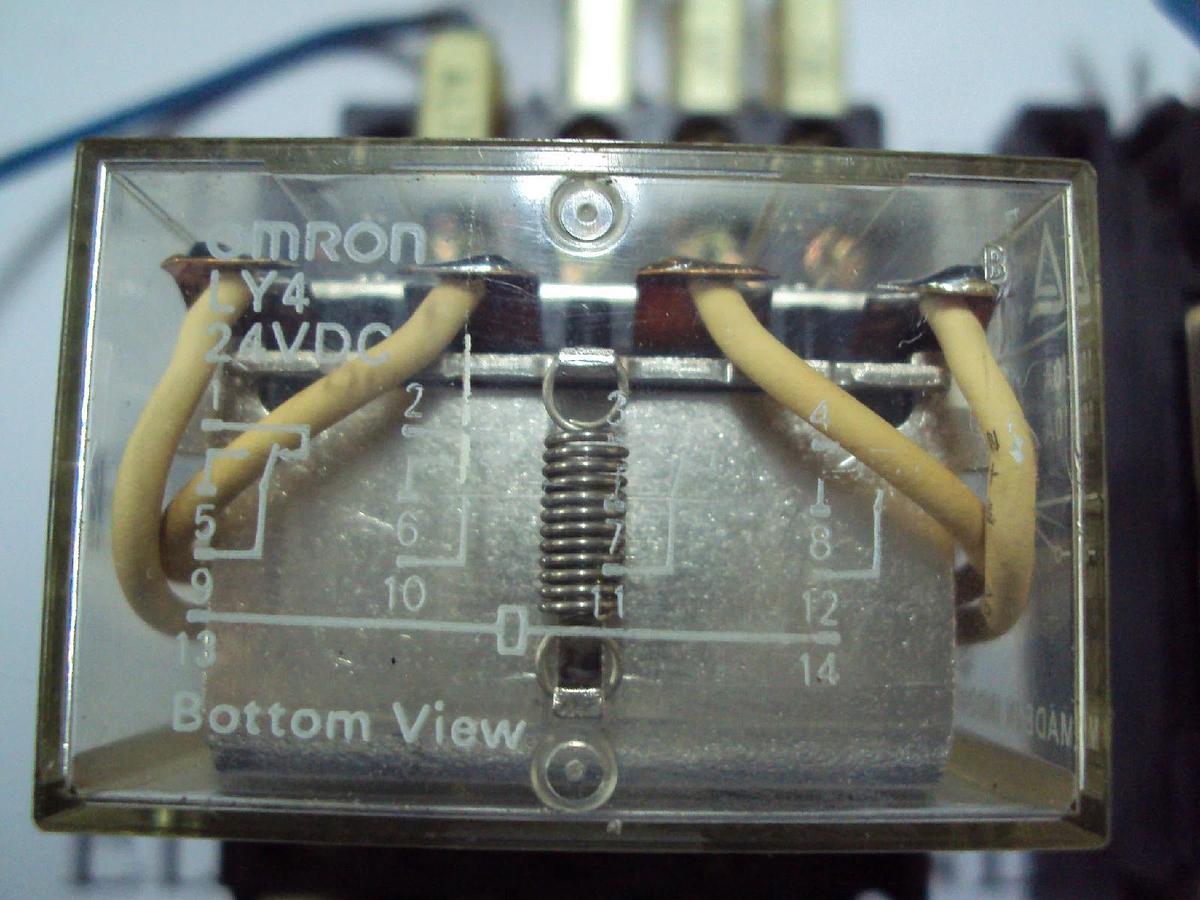 Used 3 OMRON LY4 Coil Relay IEC255 W/Socket, Base 2-M4X12 Plug