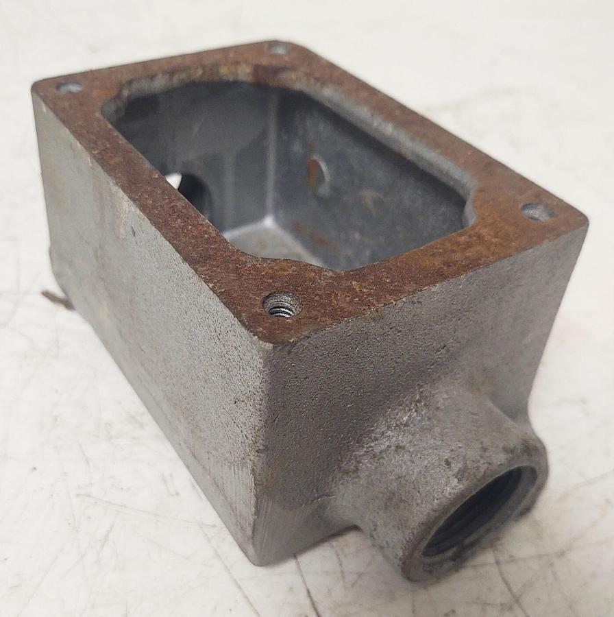🔥 EDSC371 CROUSE-HINDS FEED THROUGH EXPLOSION PROOF BACK BOX WITH 1 INCH HUBS