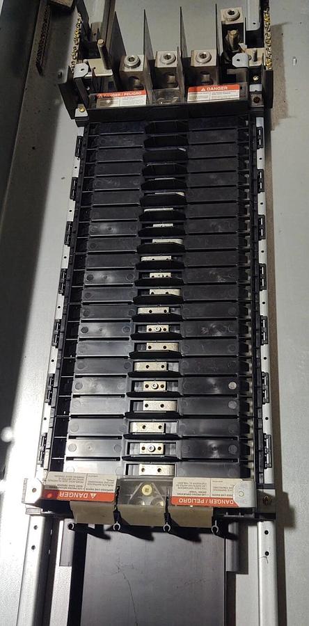 Used Square D Complete Breaker Panel, NF442L4 PANELBOARD ,MH56  NC56VS 400 AMP W/ KEY