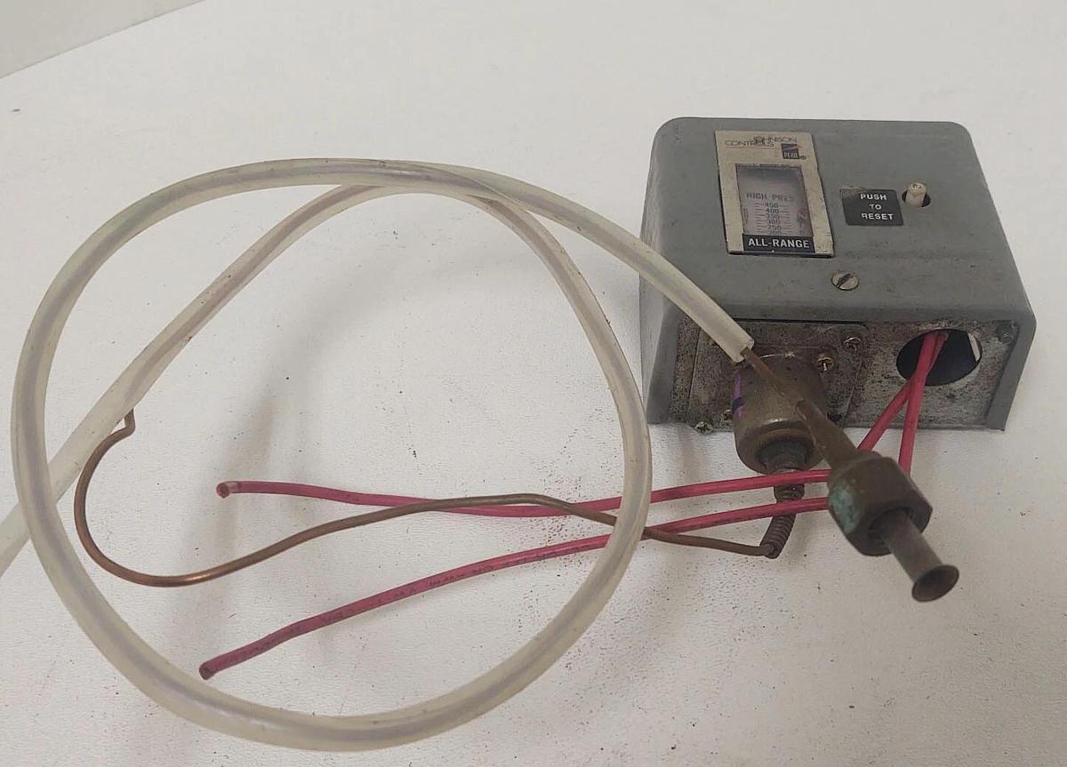 Used 🔥JOHNSON CONTROLS PRESSURE SWITCH P70DA-1, 50-450 PSI
