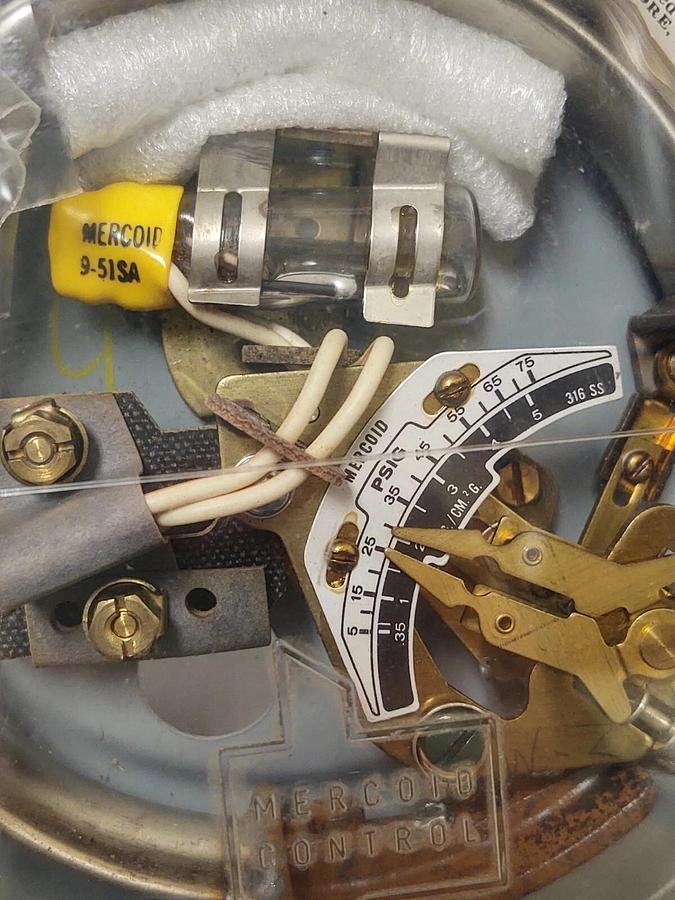 🔥NOS Mercoid DWYER DA-41-3-23E / DA41323E, 5-75 PSI