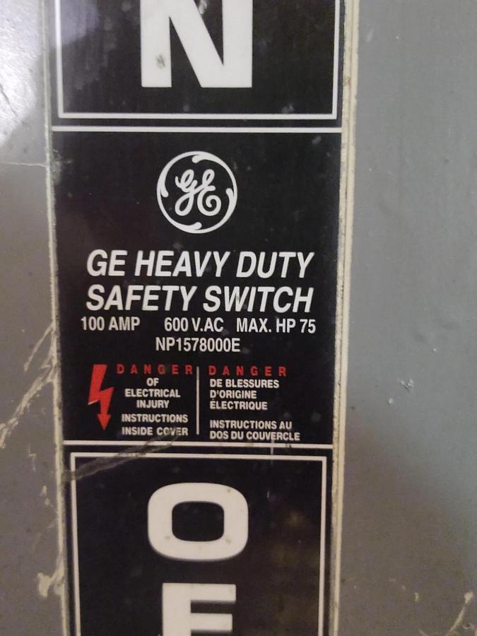 Used GE General Electric Square D Heavy Duty Safety Switch 100 AMP 600 VAC NP1578000E