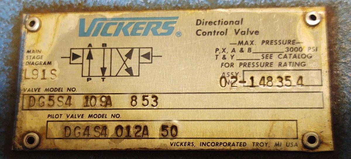Large Hydraulic Valve 88lb Vickers DG5S4 109A-853 NOS