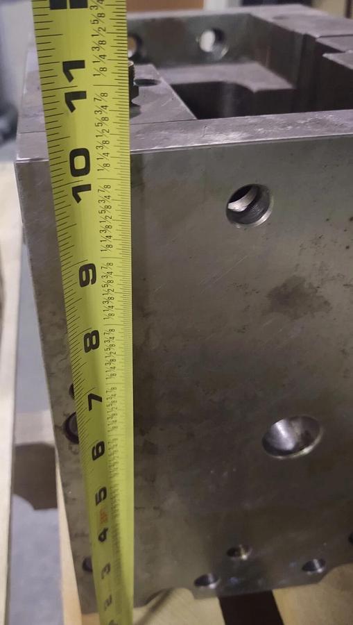 Used 🔥 Plastic Injection Vertical MUD "Master Unit Die" Quick Change Mold Base