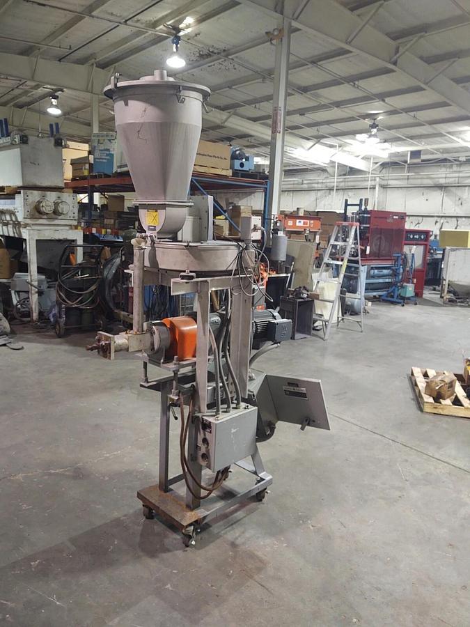 Used Werner & Pfleiderer ESB-45 Extrusion SIDE FEEDER MIXER BLENDER TWIN SCREW HOPPER