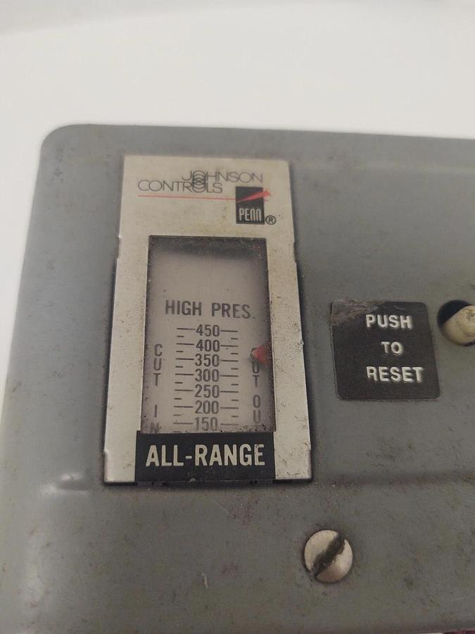 Used 🔥JOHNSON CONTROLS PRESSURE SWITCH P70DA-1, 50-450 PSI
