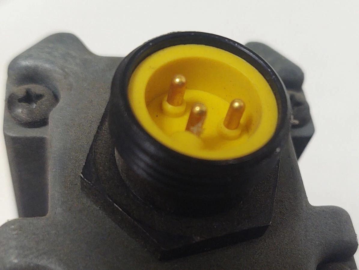 Used 🔥 LEUZE CPT30-750/T3 SAFETY LIGHT CURTAIN TRANSMITTER