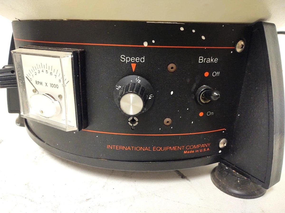 Used 🔥IEC HN-SII Centrifuge, 120V  with 50 250ml Tubes - Nice Condition