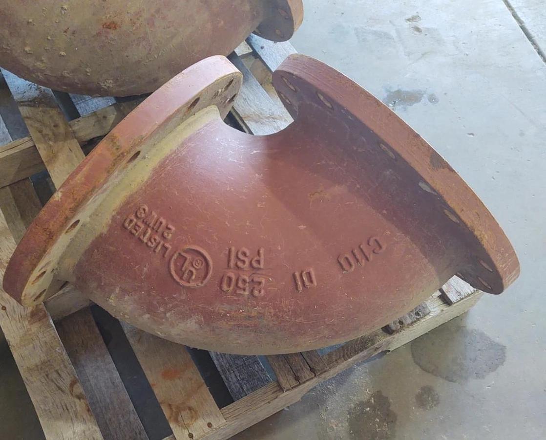 Used 🔥(QTY 1)  12" Cast Iron Flanged 90 Degree Elbow Fitting 12 Bolt DFB-1290