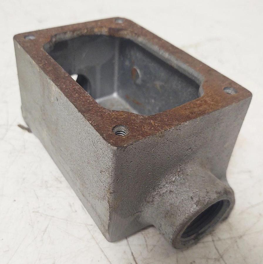 🔥 EDSC371 CROUSE-HINDS FEED THROUGH EXPLOSION PROOF BACK BOX WITH 1 INCH HUBS