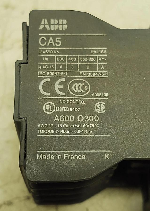 Used ABB CA5-40N 40 Amp Control Relay with 120VAC Coil DIN Rail Mounting 8 Pole