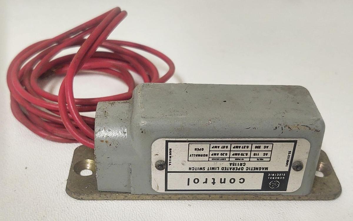 Used 🔥GE CR115A24 Magnet Operated Limit Switch